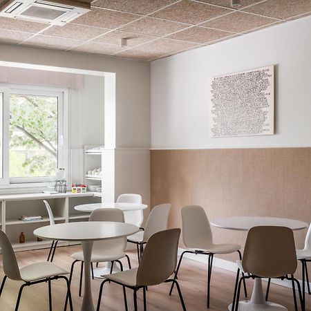 Bypillow Erba Girona Bagian luar foto