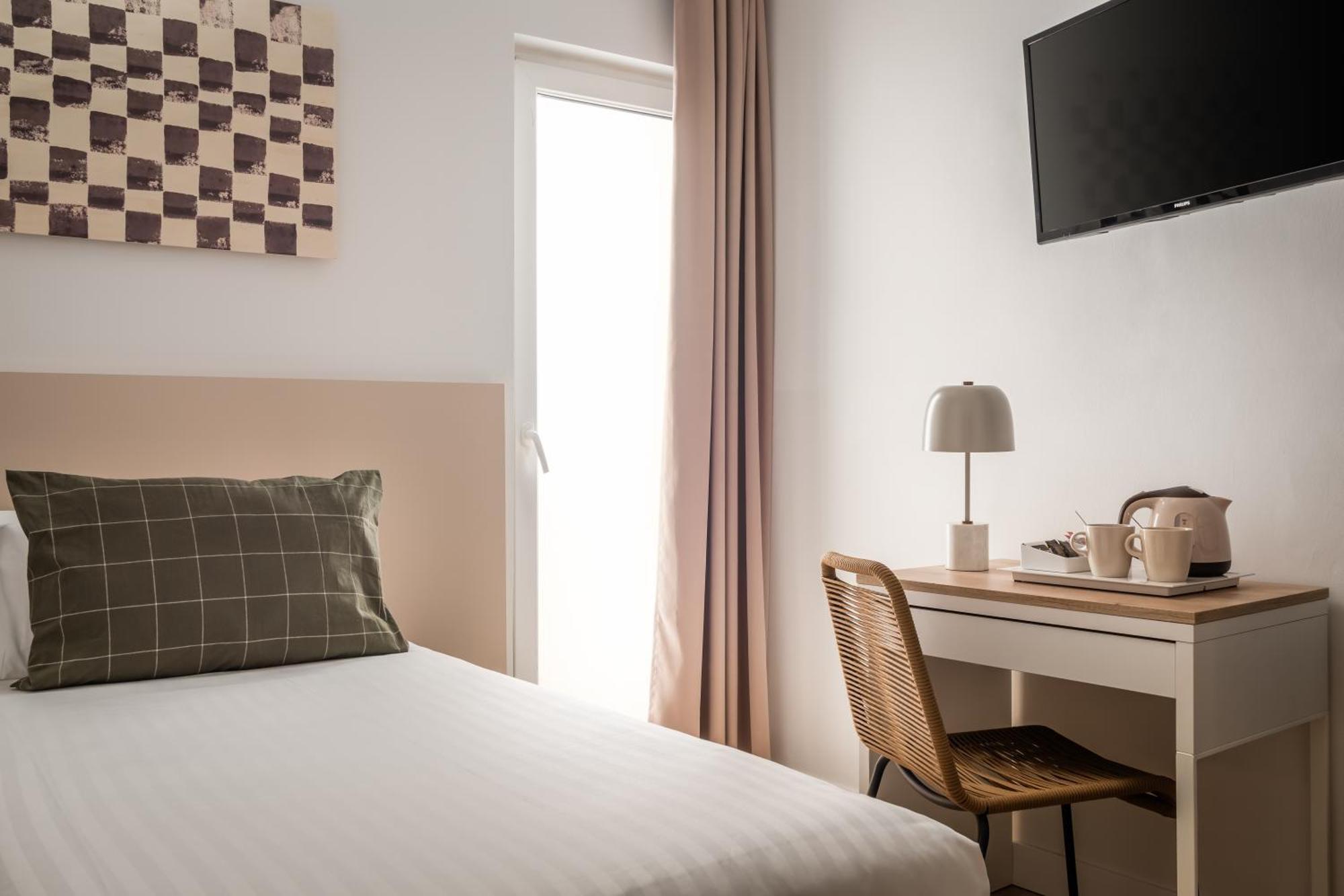 Bypillow Erba Girona Bagian luar foto