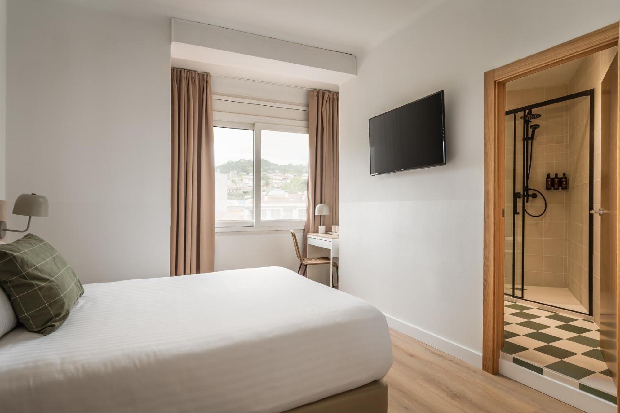 Bypillow Erba Girona Bagian luar foto