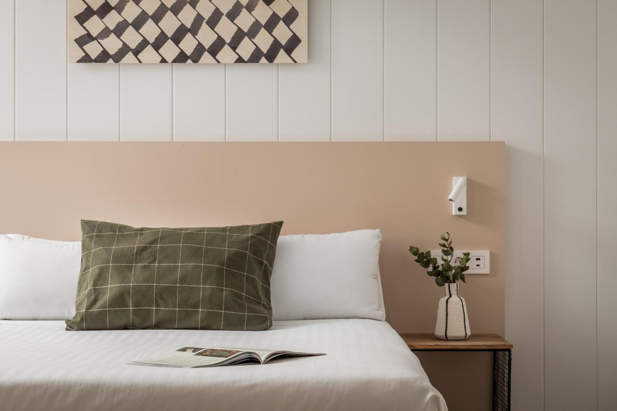 Bypillow Erba Girona Bagian luar foto