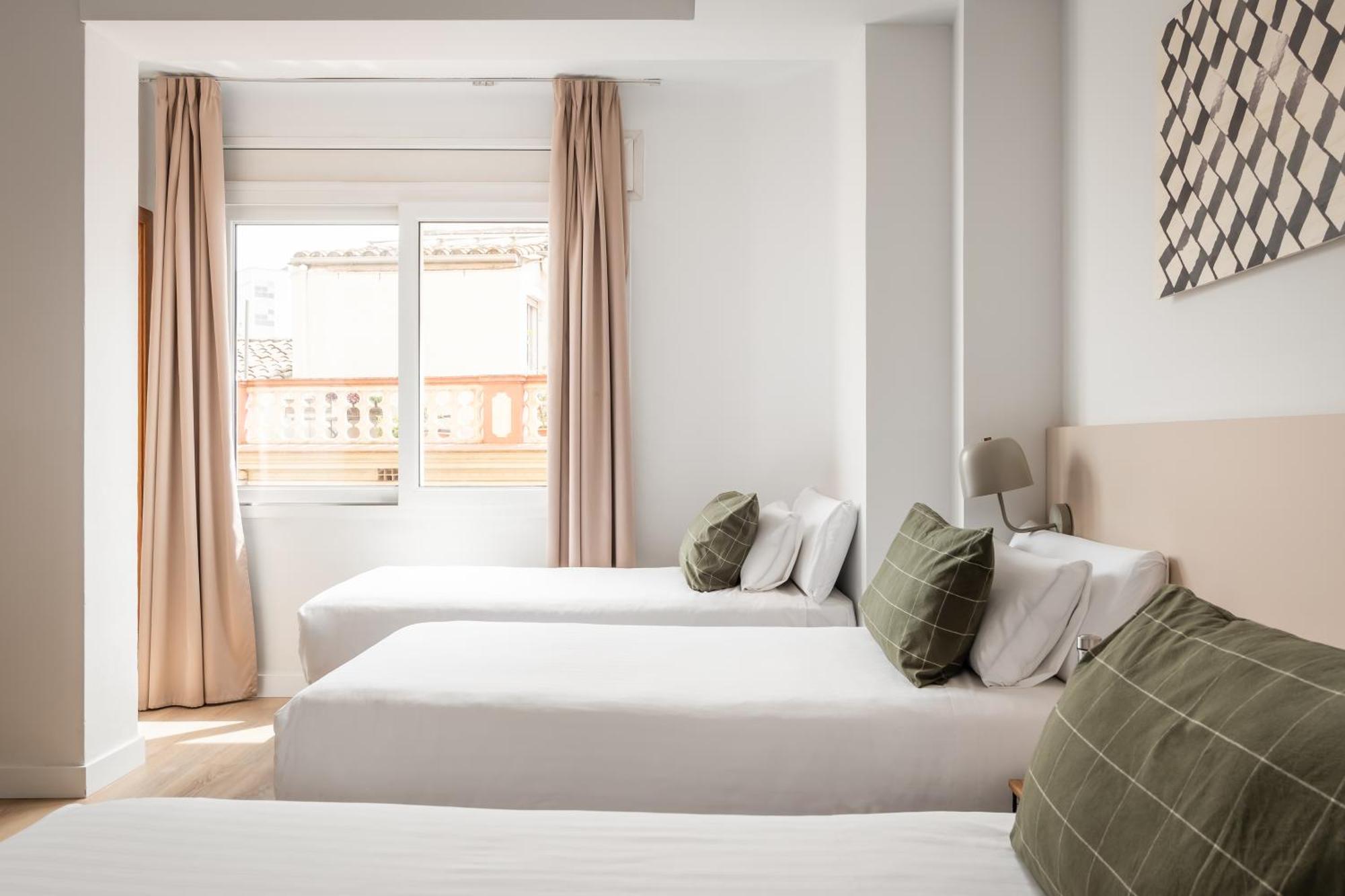 Bypillow Erba Girona Bagian luar foto