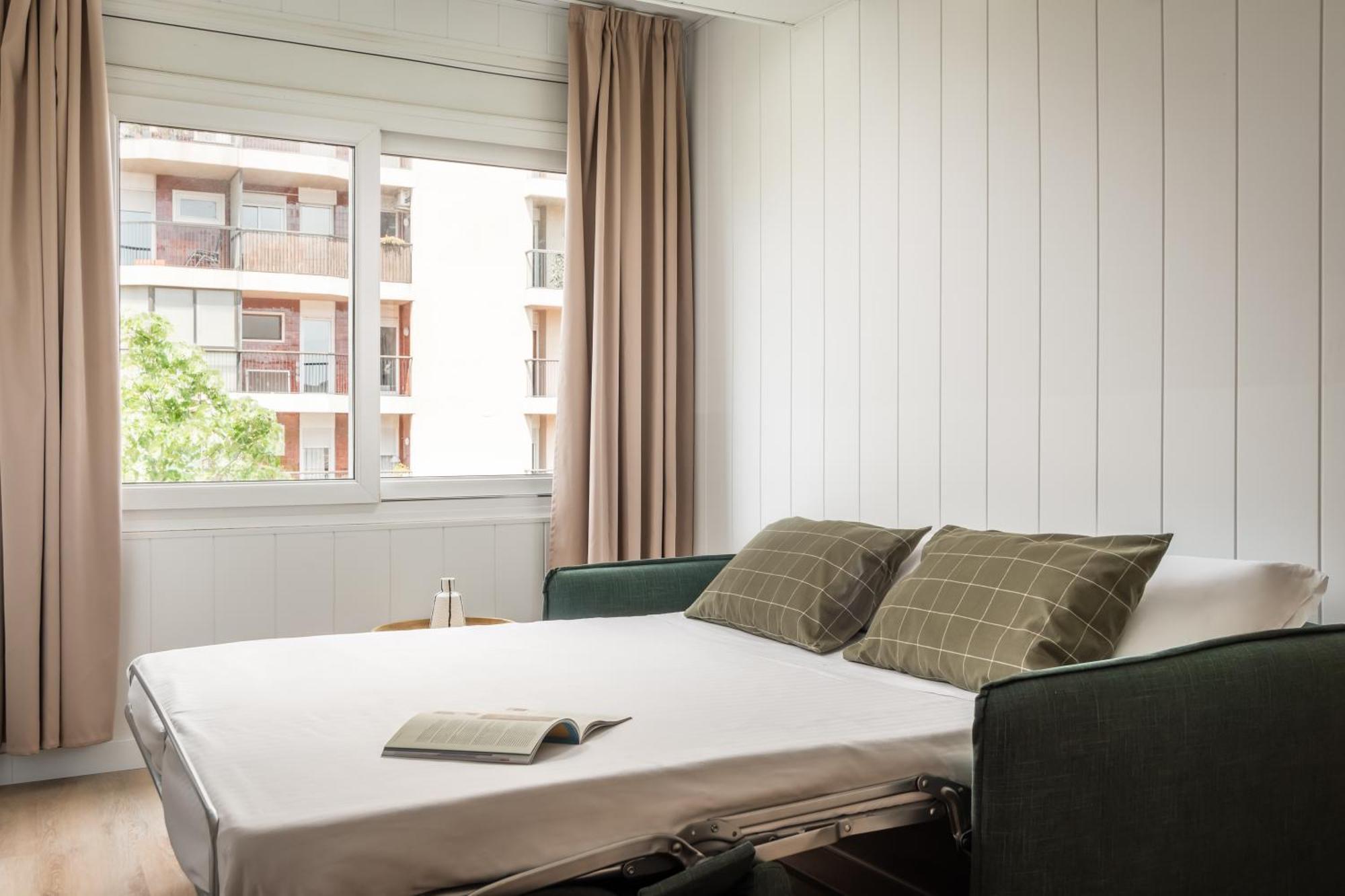 Bypillow Erba Girona Bagian luar foto